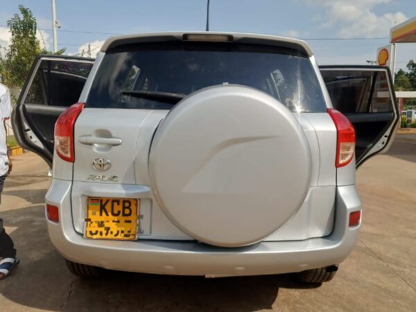 TOYOTA RAV4 - Image 3