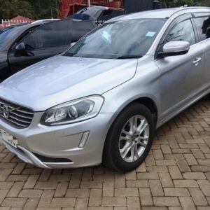 VOLVO XC60 T5